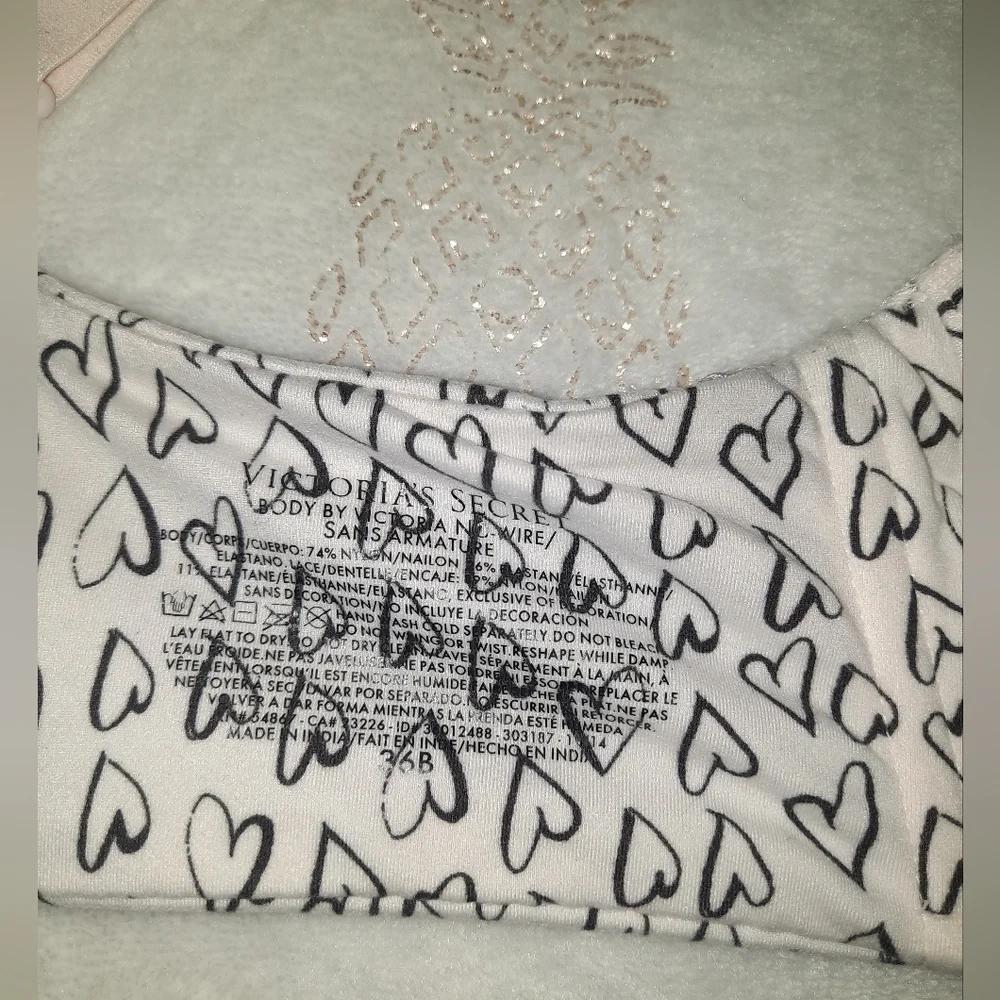 Victorias Secret Bra 36B No Wire. Bundle To Save!! - Picture 3 of 4